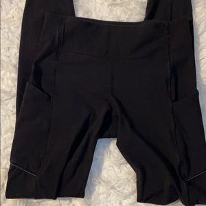 Lululemon Size 4 Speed Up Tight 28” Black